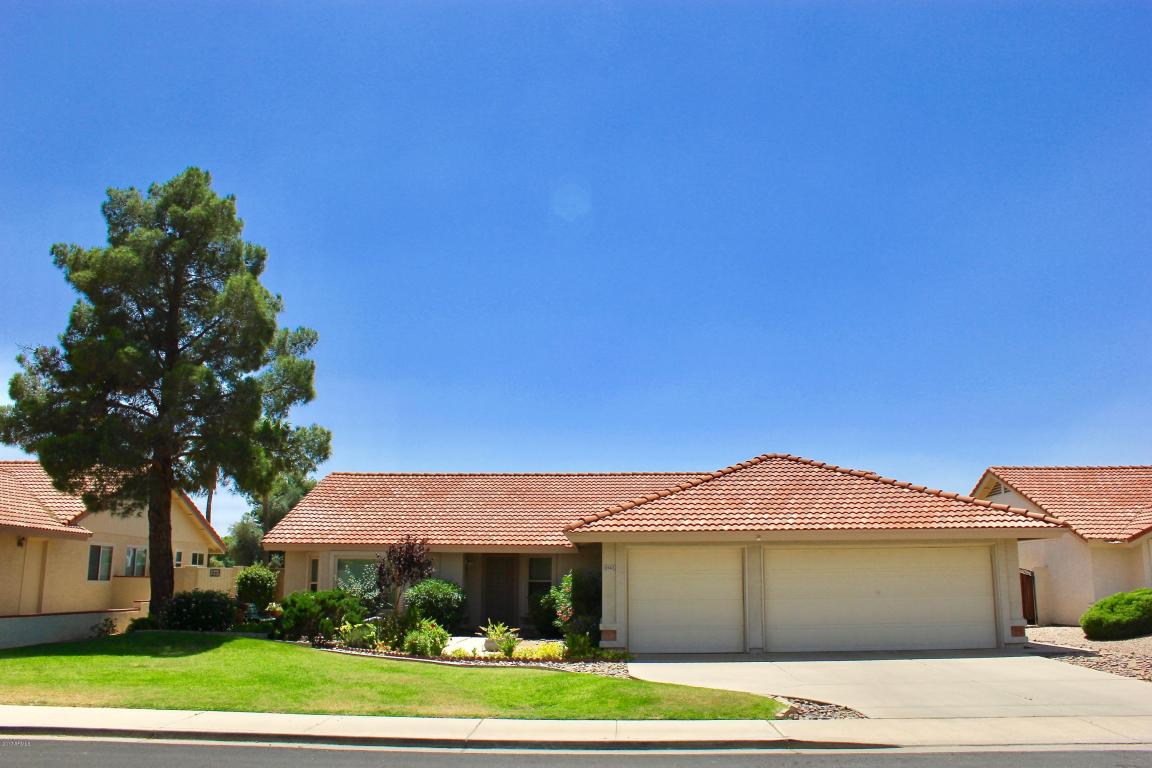 5547 Evergreen St, Mesa, AZ 85205 photo 1