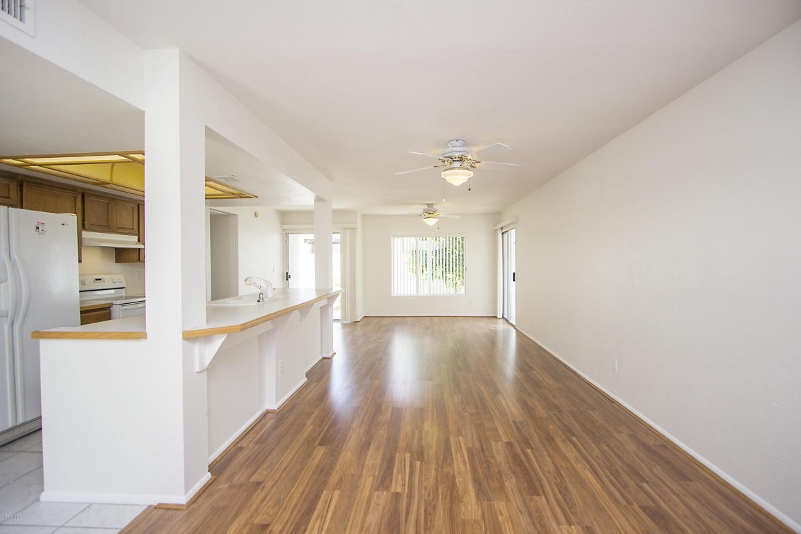 730 E Michelle Dr, Phoenix, AZ 85022 photo 8