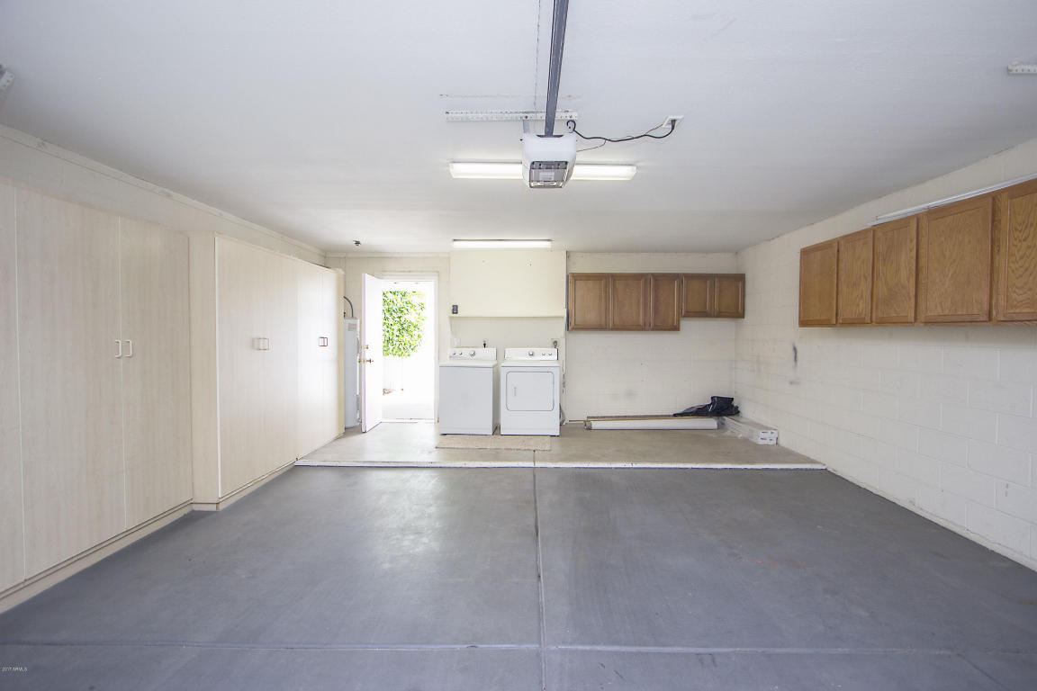 730 E Michelle Dr, Phoenix, AZ 85022 photo 25
