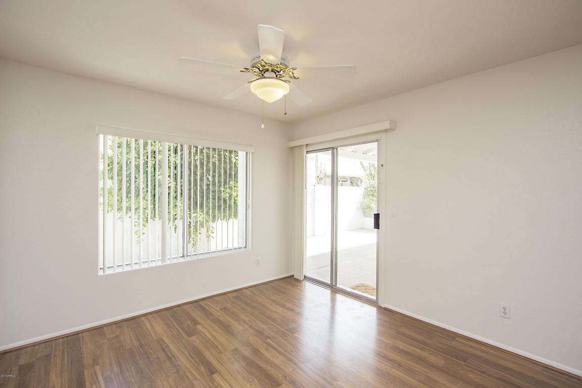 730 E Michelle Dr, Phoenix, AZ 85022 photo 13