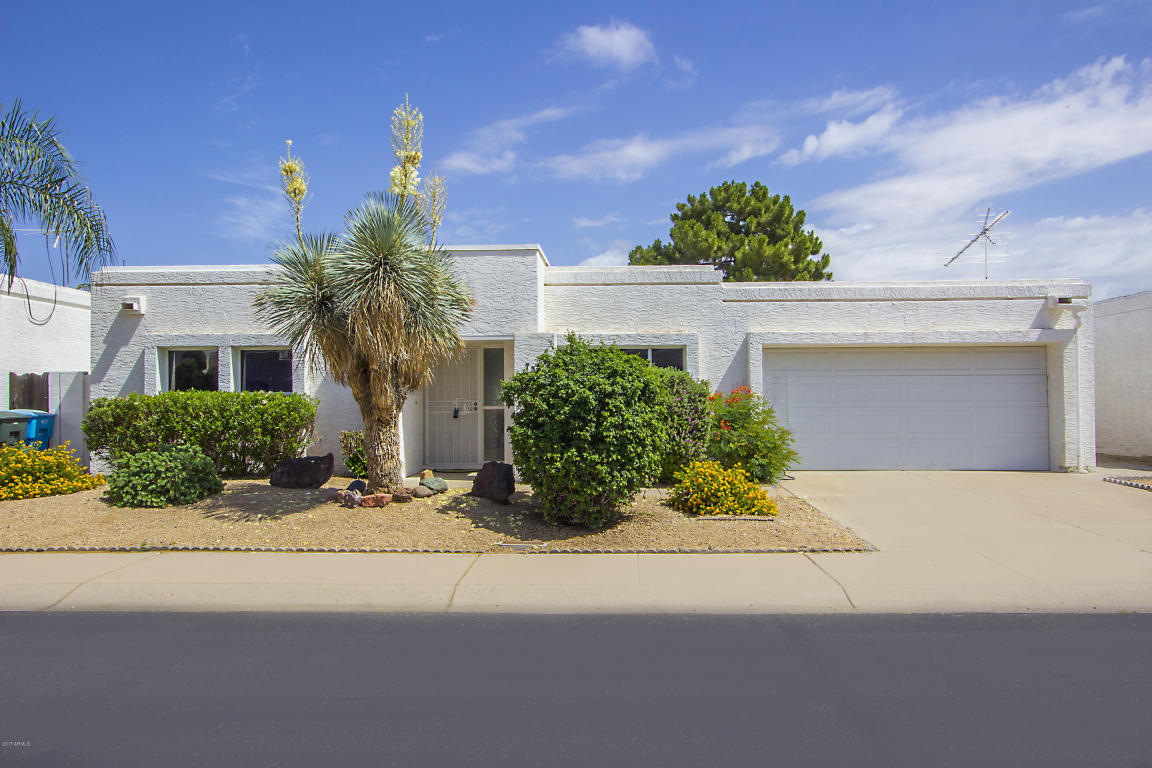 730 E Michelle Dr, Phoenix, AZ 85022 photo 1