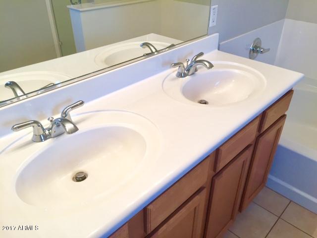 1146 E Hampton Ln, Gilbert, AZ 85295 photo 14