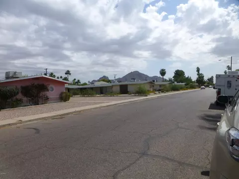 3601 E Glenrosa Ave, Phoenix, AZ 85018 photo 2