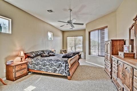 809 E Blue Eagle Ln, Phoenix, AZ 85086 photo 12