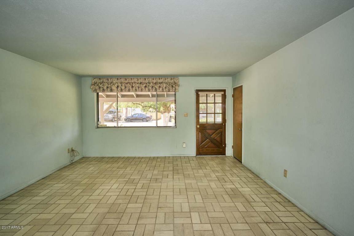 2428 E Flower St, Phoenix, AZ 85016 photo 9