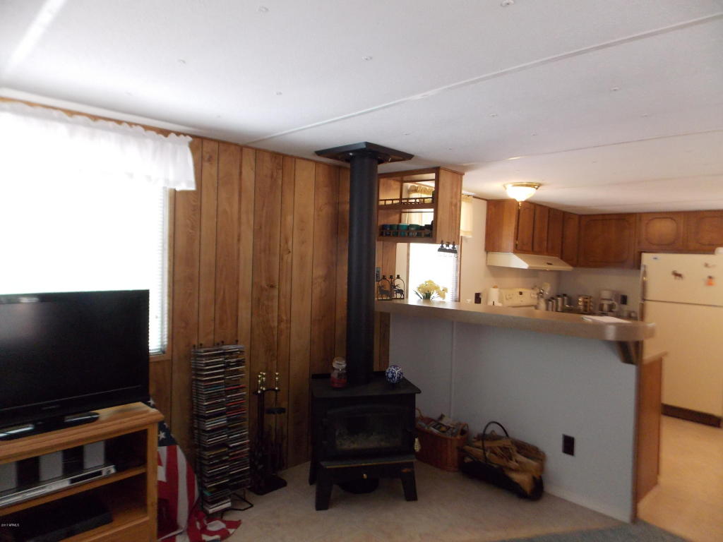 1978 Rustling Pine Dr, Overgaard, AZ 85933 photo 4