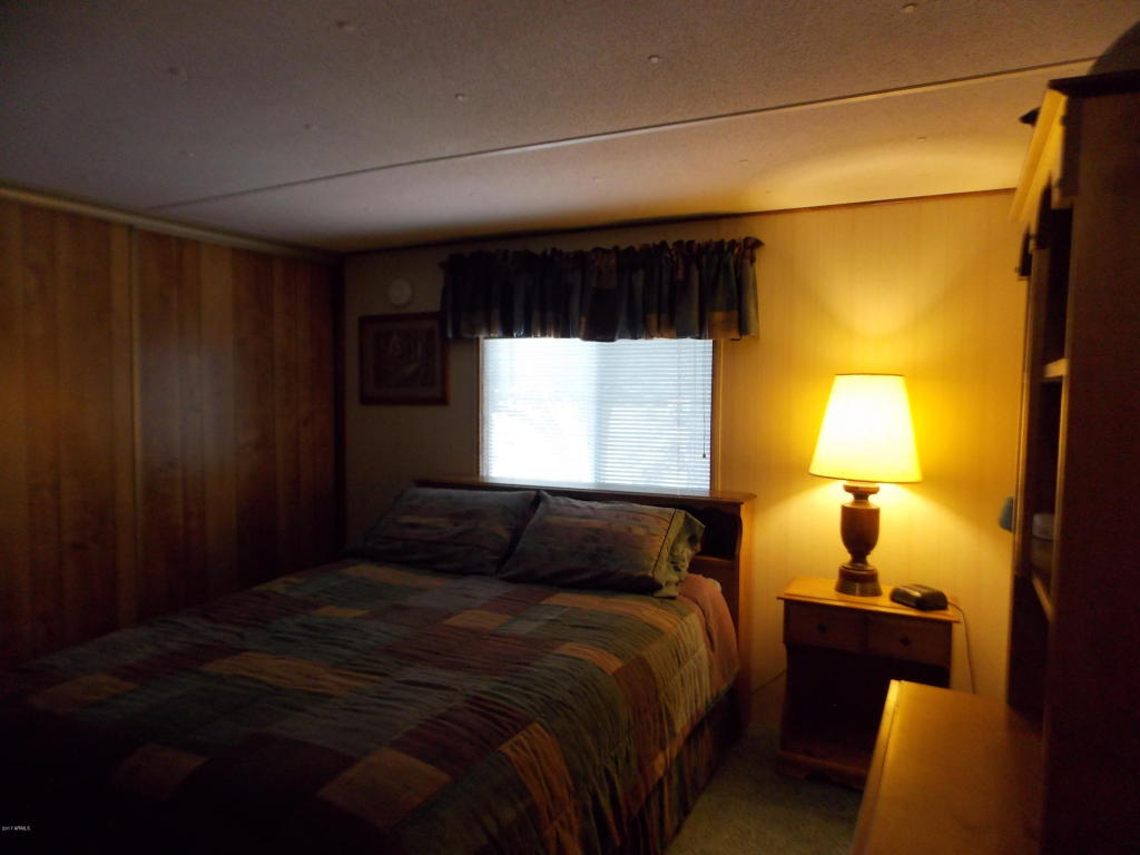 1978 Rustling Pine Dr, Overgaard, AZ 85933 photo 11