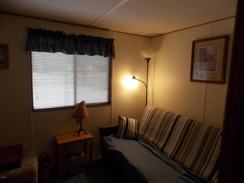 1978 Rustling Pine Dr, Overgaard, AZ 85933 photo 9