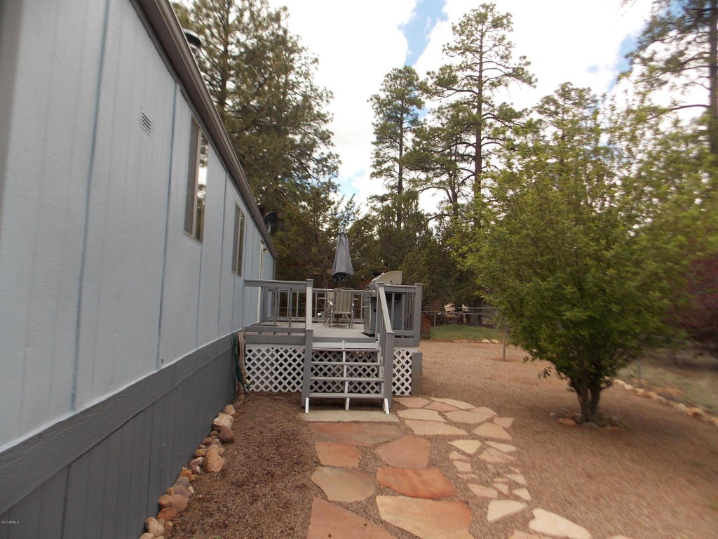 1978 Rustling Pine Dr, Overgaard, AZ 85933 photo 13