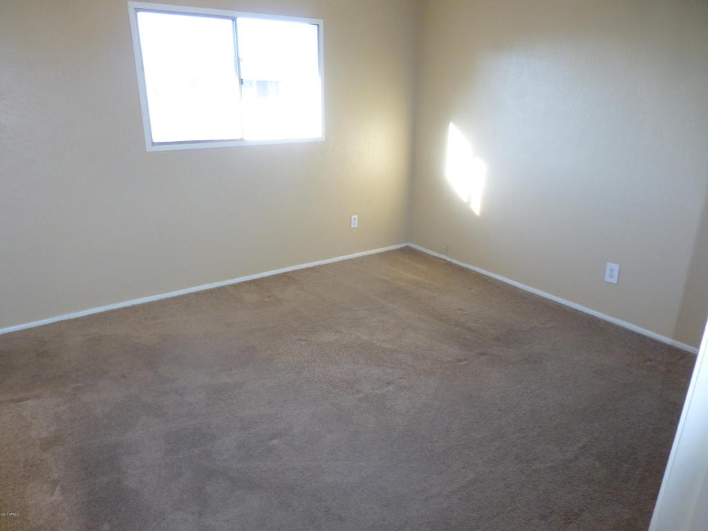 8029 W Earll Dr, Phoenix, AZ 85033 photo 7