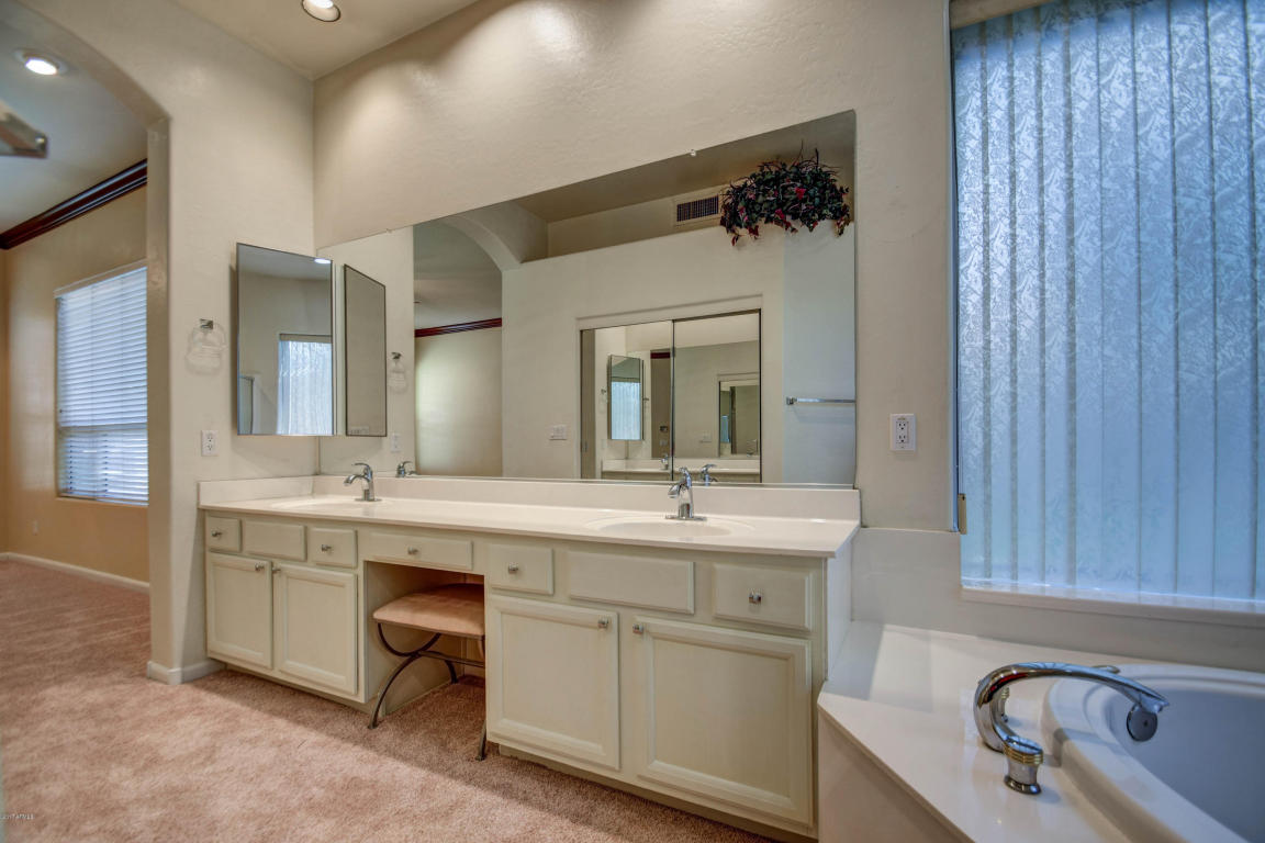 1295 W Bruce Ave, Gilbert, AZ 85233 photo 41