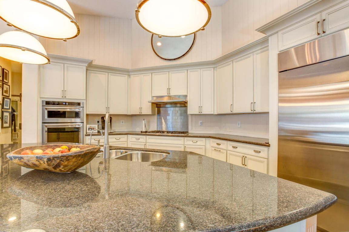 753 Elgin St, Gilbert, AZ 85295 photo 2