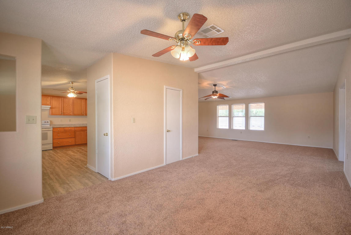 1152 E Maddock Rd, Phoenix, AZ 85086 photo 9