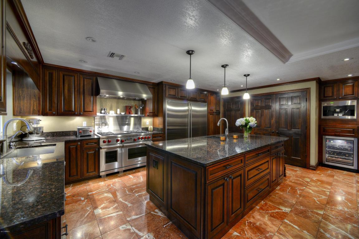1823 E Harmont Dr, Phoenix, AZ 85020 photo 8