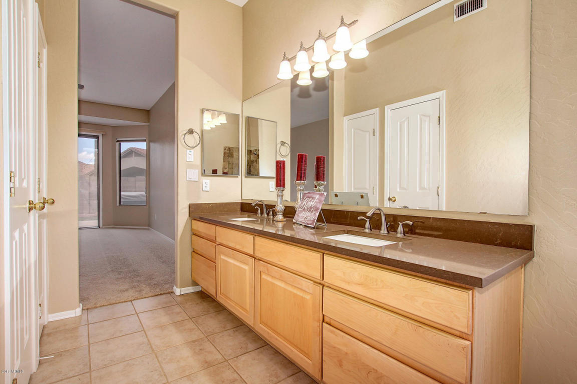 1210 E Sheffield Ct, Gilbert, AZ 85296 photo 23