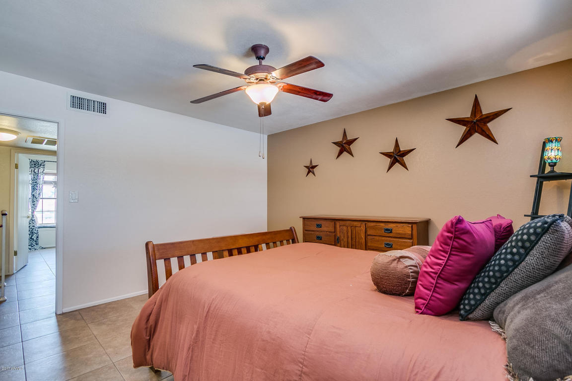 933 E Lodge Dr, Tempe, AZ 85283 photo 13