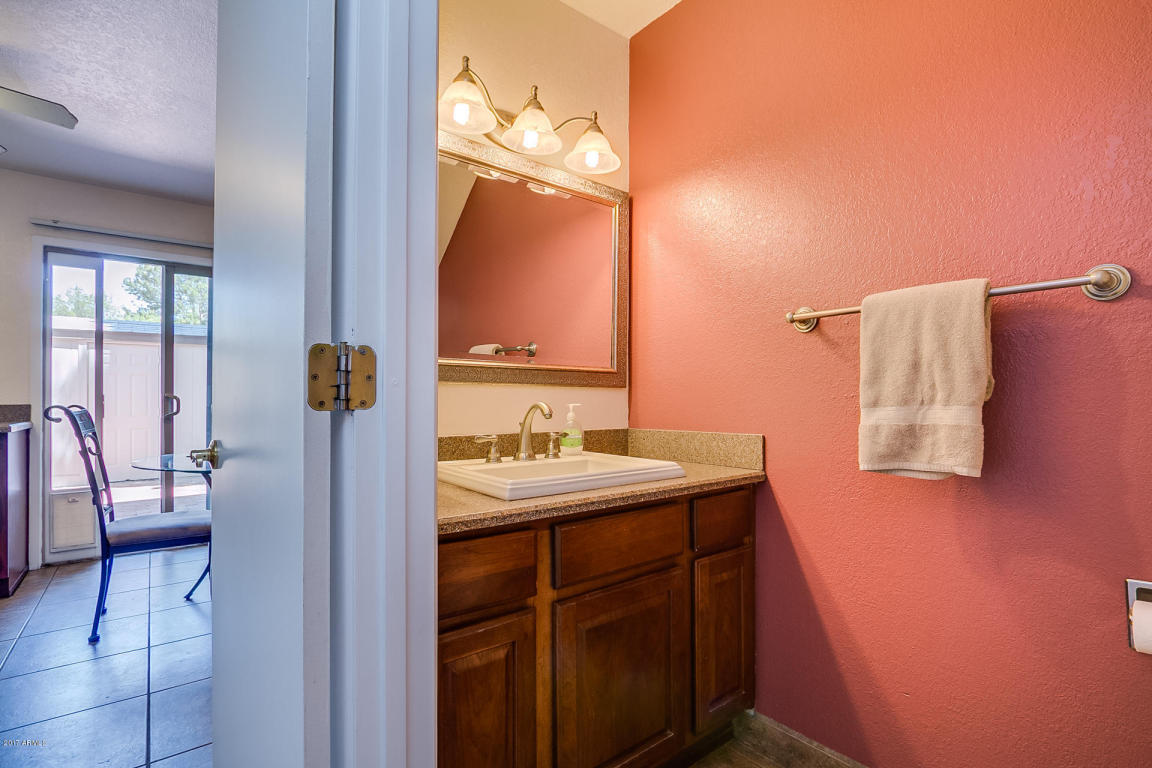 933 E Lodge Dr, Tempe, AZ 85283 photo 7