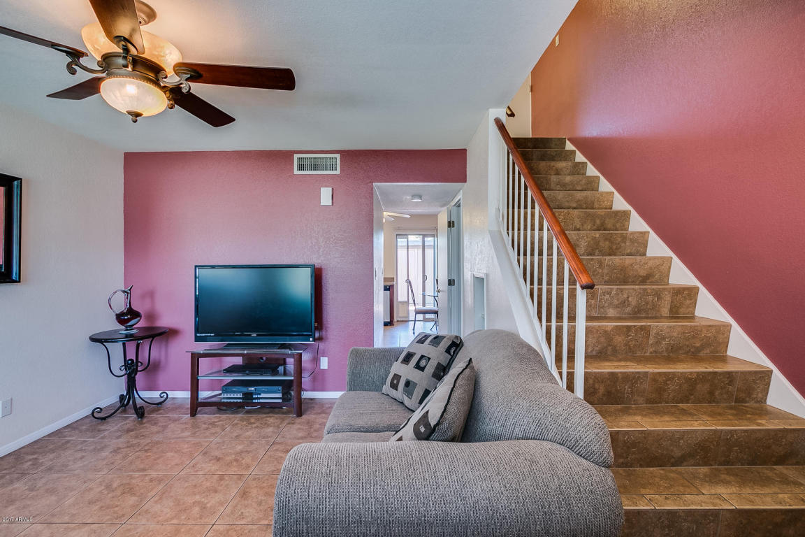 933 E Lodge Dr, Tempe, AZ 85283 photo 3