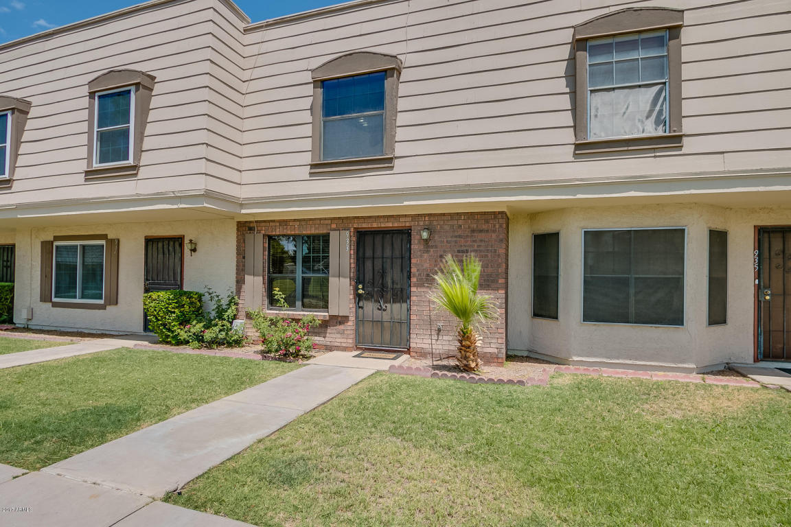 933 E Lodge Dr, Tempe, AZ 85283 photo 1