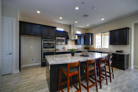 10333 E Bergeron Ave, Mesa, AZ 85212 photo 2