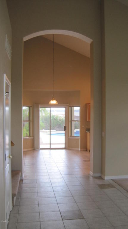 634 N Falcon Dr, Gilbert, AZ 85234 photo 10