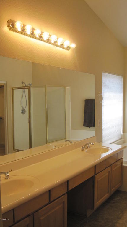 634 N Falcon Dr, Gilbert, AZ 85234 photo 35