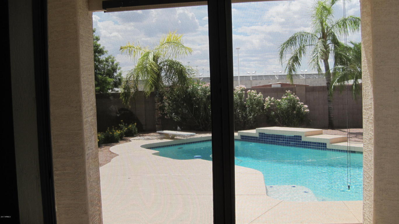 634 N Falcon Dr, Gilbert, AZ 85234 photo 15