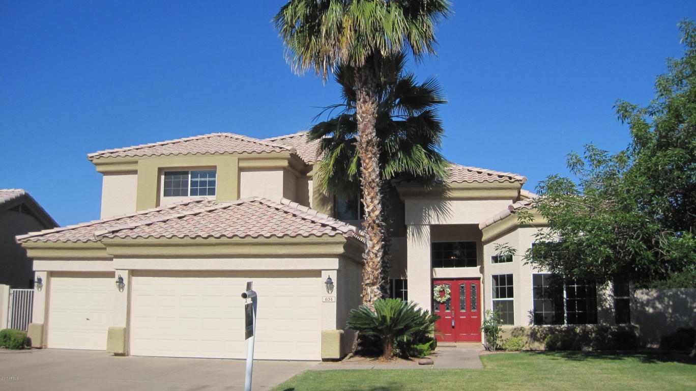 634 N Falcon Dr, Gilbert, AZ 85234 photo 1