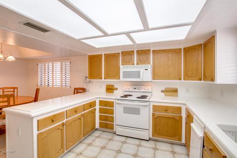 10111 E Fenimore Rd, Mesa, AZ 85207 photo 13