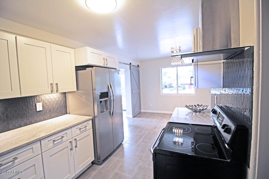 1539 E Hatcher Rd, Phoenix, AZ 85020 photo 7