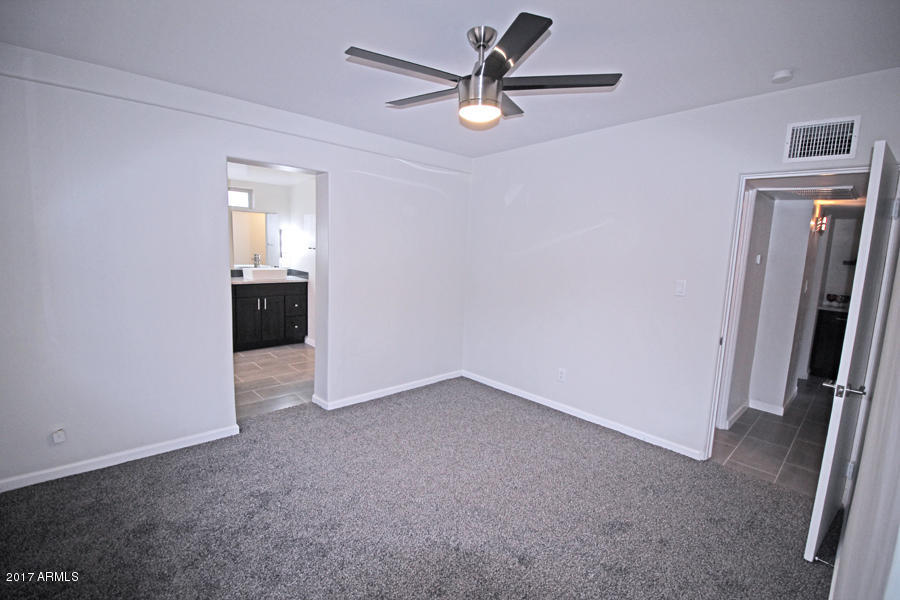 1539 E Hatcher Rd, Phoenix, AZ 85020 photo 14