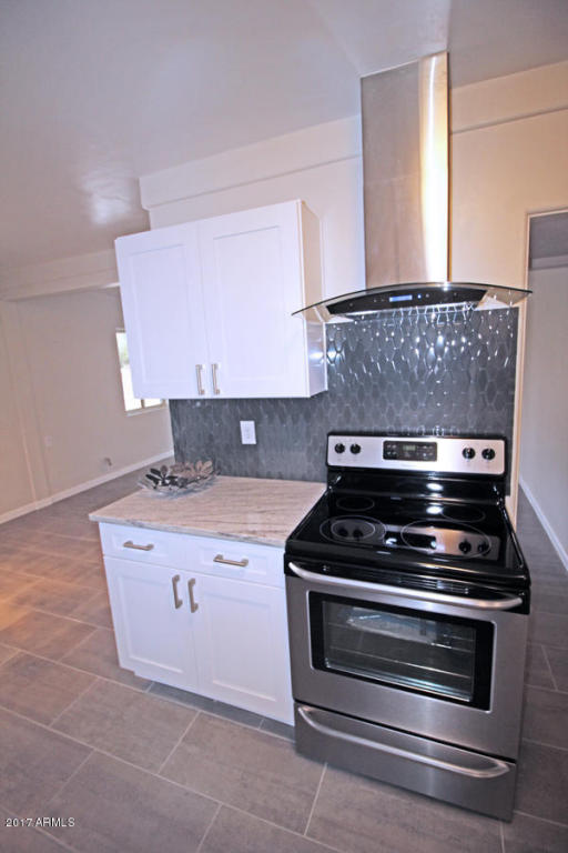 1539 E Hatcher Rd, Phoenix, AZ 85020 photo 8
