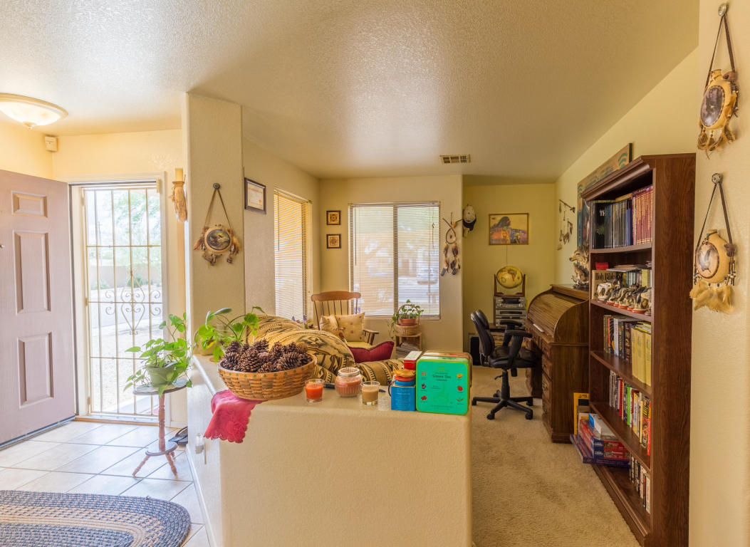 1094 E Greenlee Ave, Apache Junction, AZ 85119 photo 6