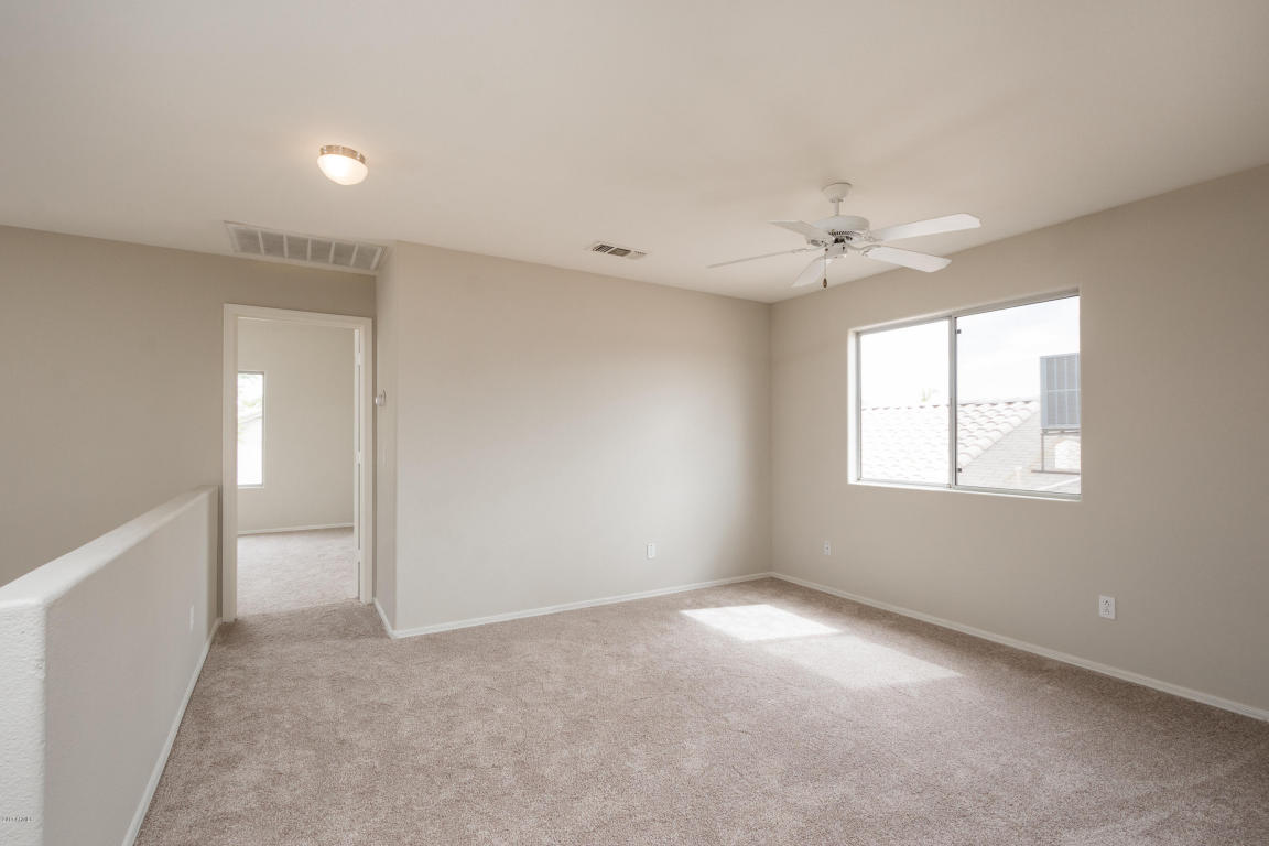 3926 E Morrow Dr, Phoenix, AZ 85050 photo 9