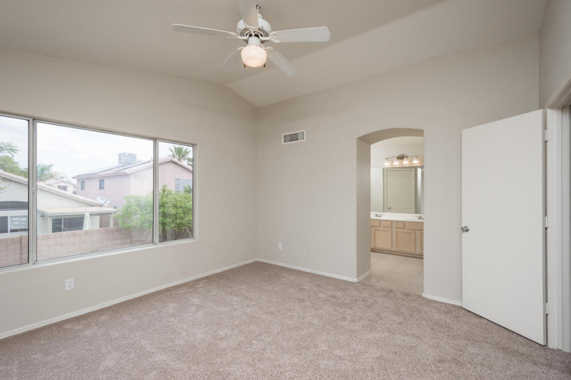 3926 E Morrow Dr, Phoenix, AZ 85050 photo 10