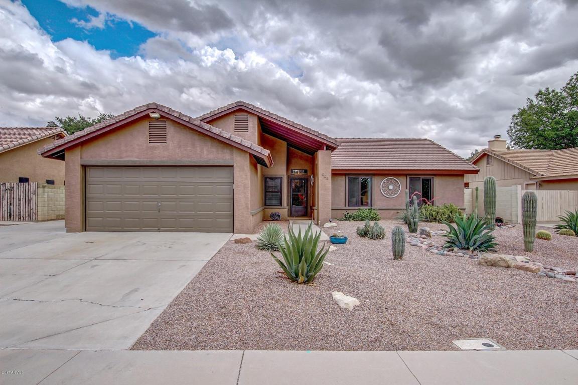 444 E Meadows Ln, Gilbert, AZ 85234 photo 1