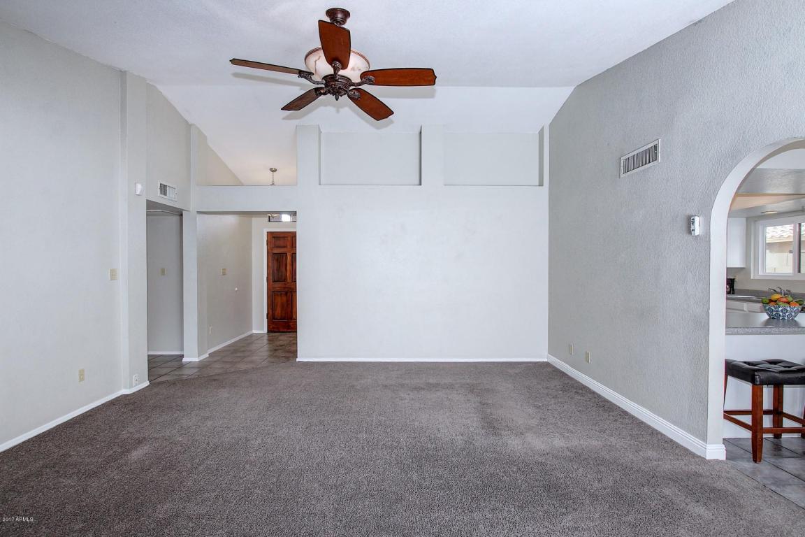 444 E Meadows Ln, Gilbert, AZ 85234 photo 9