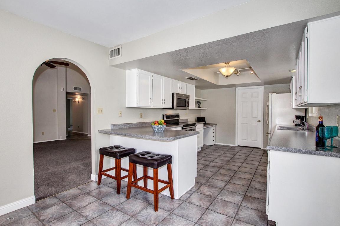 444 E Meadows Ln, Gilbert, AZ 85234 photo 12