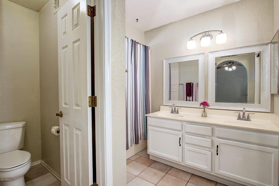 444 E Meadows Ln, Gilbert, AZ 85234 photo 23