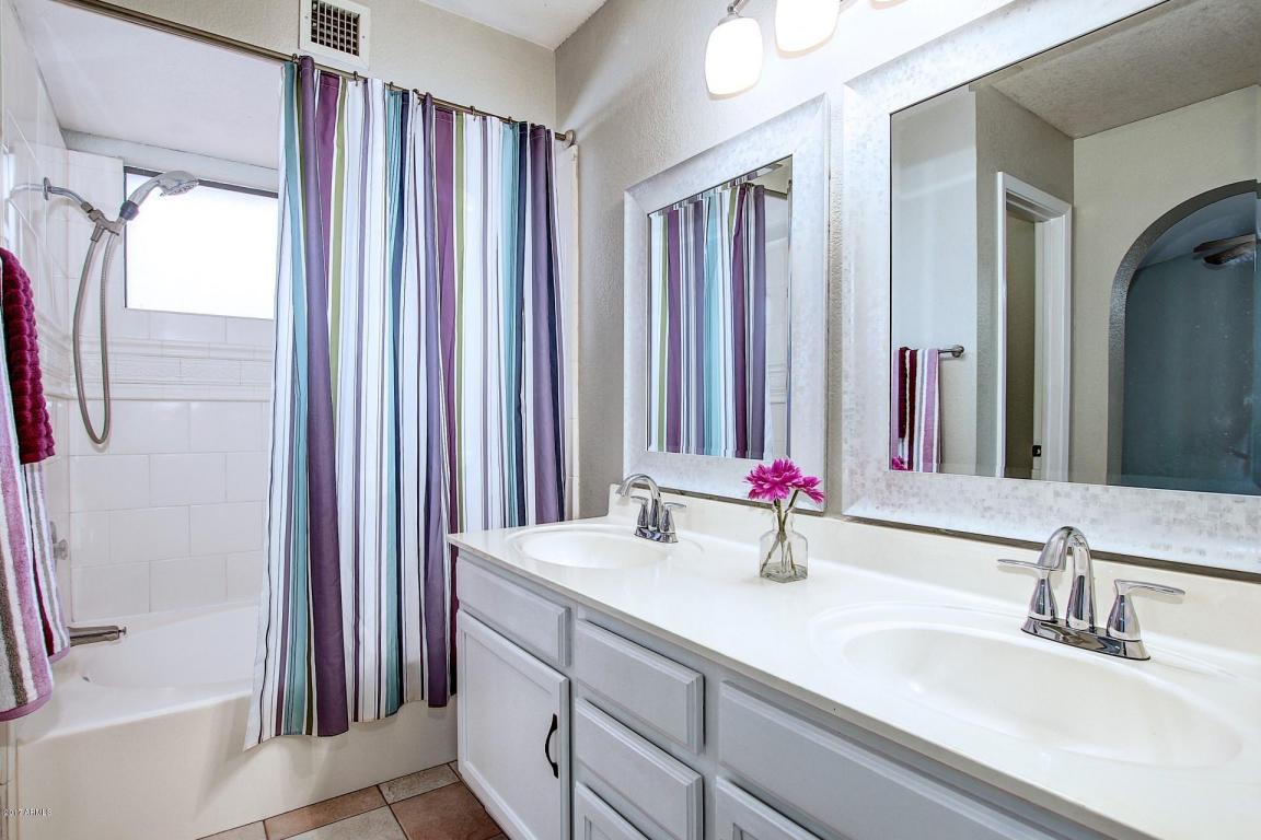 444 E Meadows Ln, Gilbert, AZ 85234 photo 26