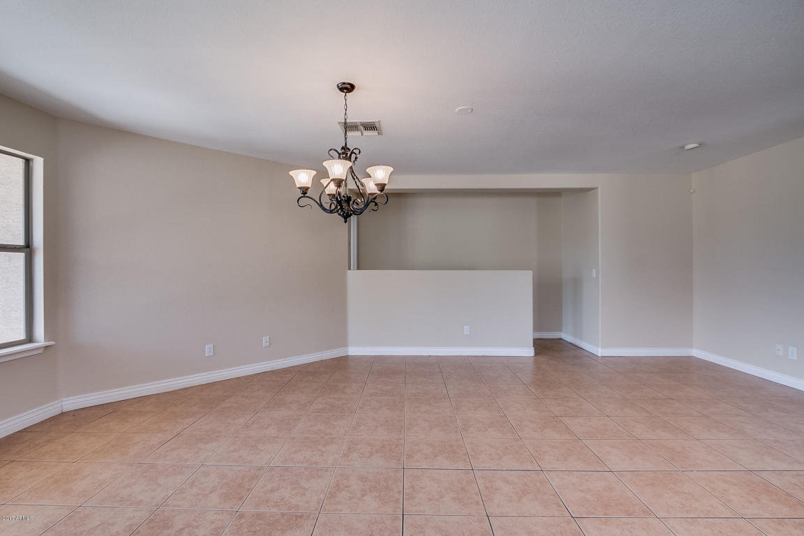 8433 E Meseto Cir, Mesa, AZ 85209 photo 4