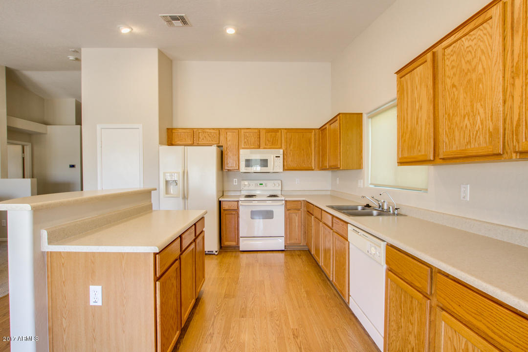 1608 E Beverly Rd, Phoenix, AZ 85042 photo 14