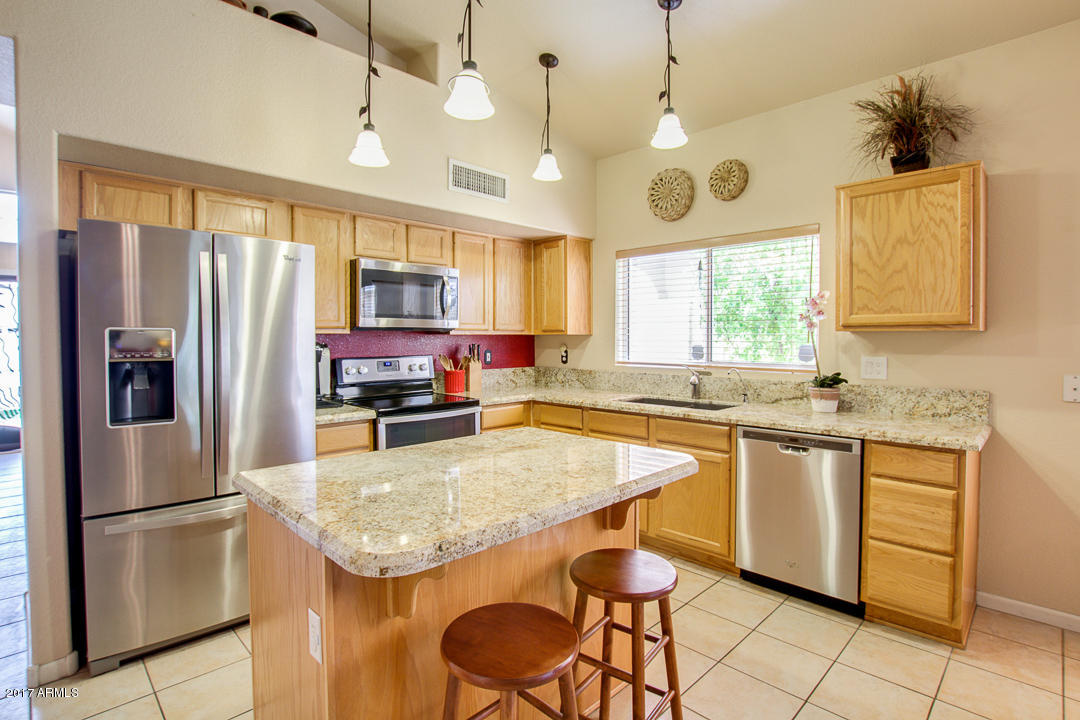4308 E South Fork Dr, Phoenix, AZ 85044 photo 4