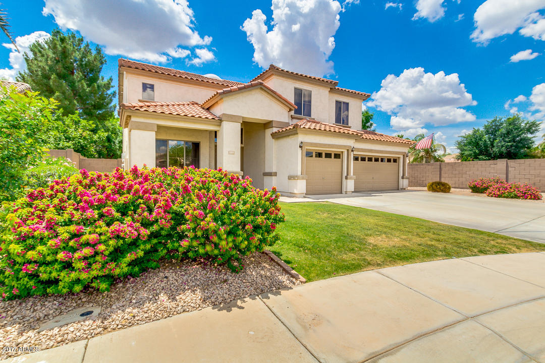 2805 E Stottler Ct, Gilbert, AZ 85296 photo 2