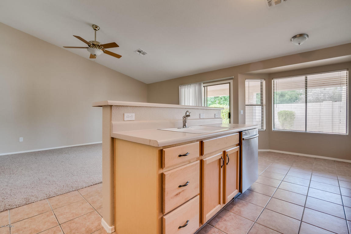 1805 E Arabian Dr, Gilbert, AZ 85296 photo 8