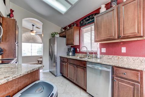 1039 E Hearne Way, Gilbert, AZ 85234 photo 13