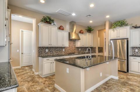 2473 E Tomahawk Dr, Gilbert, AZ 85298 photo 6