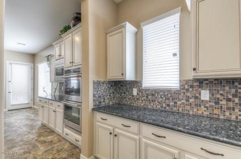 2473 E Tomahawk Dr, Gilbert, AZ 85298 photo 8