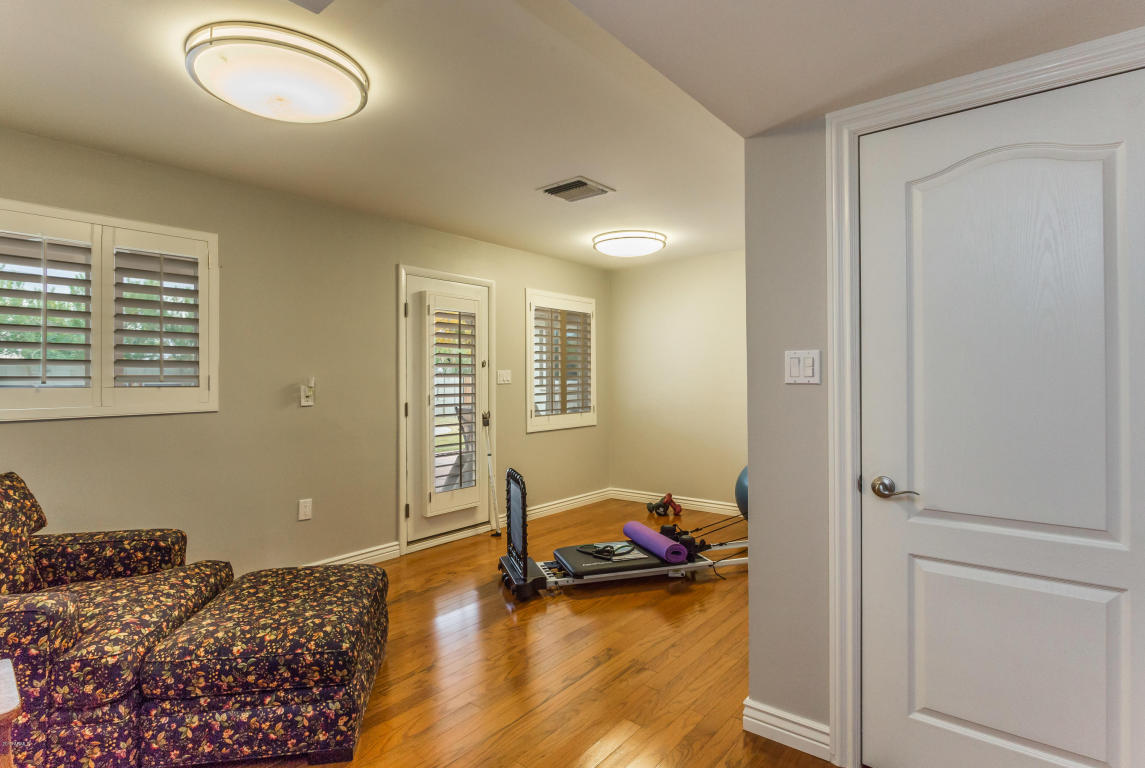 3711 Elm St, Phoenix, AZ 85018 photo 13