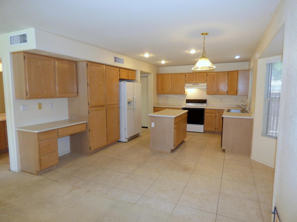 158 S Cobblestone Dr, Gilbert, AZ 85296 photo 7